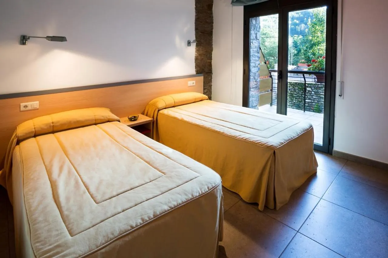 Allotjament Rural Cal Miquel Anserall  Hotel Anserall (Catalonia)